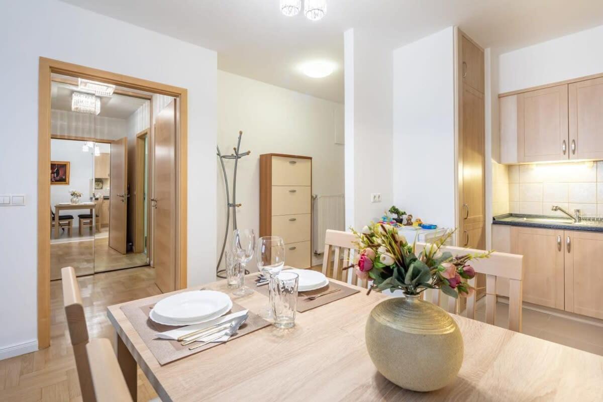 Homey Apartment With Ac And Balcony Budapešť Exteriér fotografie