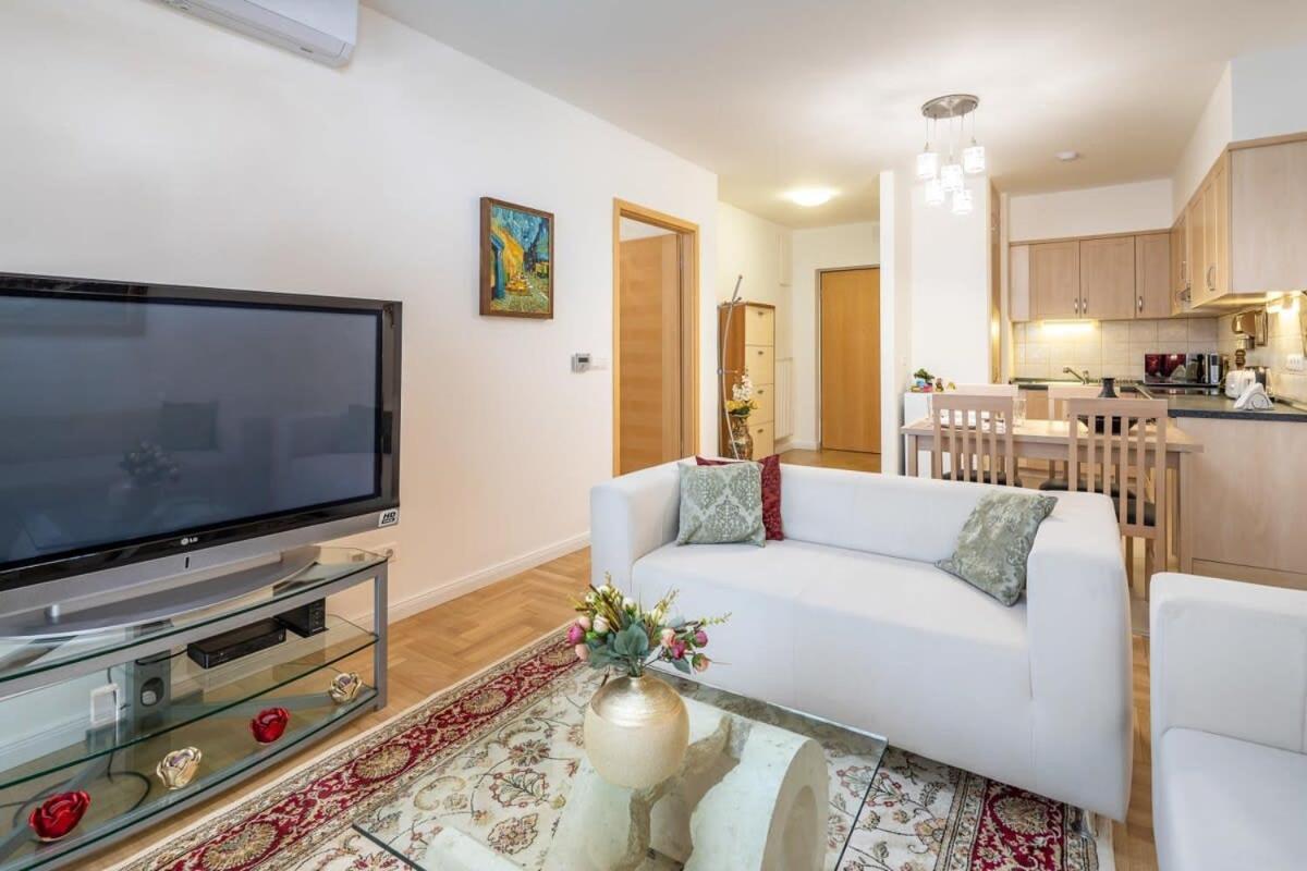 Homey Apartment With Ac And Balcony Budapešť Exteriér fotografie